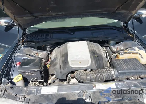 2008 Chrysler 300C Hemi from USA, damaged, VIN 2C3KA63H58H119622